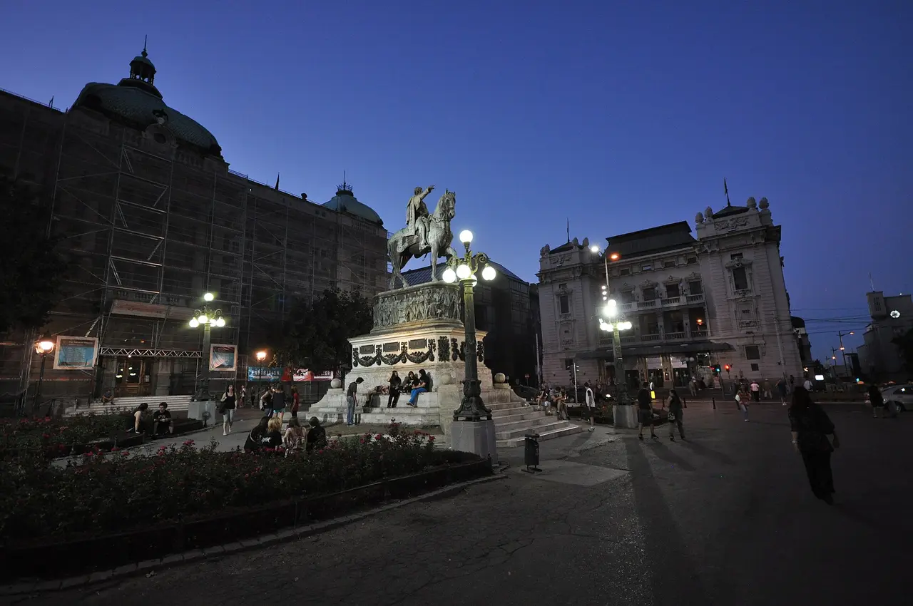 Republic Square and the National Theatre in central Belgrade, busy with people