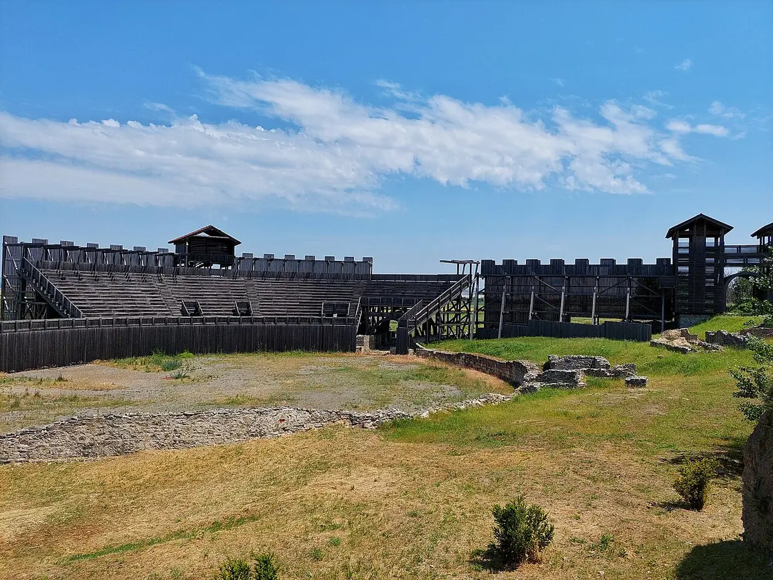 The reconstructed timber grandstand of the Roman amphitheatre at Viminacium above the excavated arena