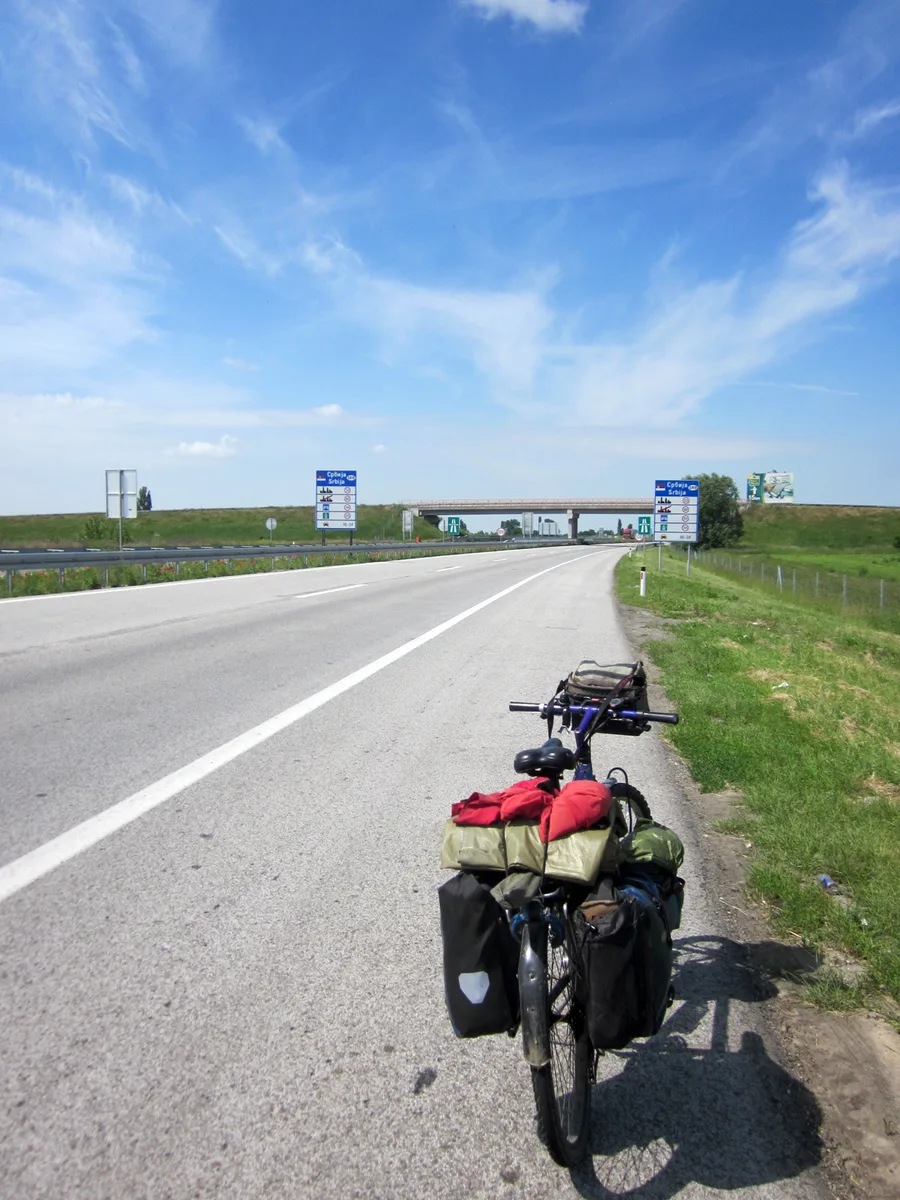 The E-75 motorway approaching Serbia at the Horgoš crossing from Hungary