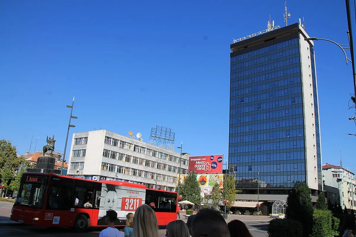 King Milan Square in the centre of Niš, the main hub for a first stay
